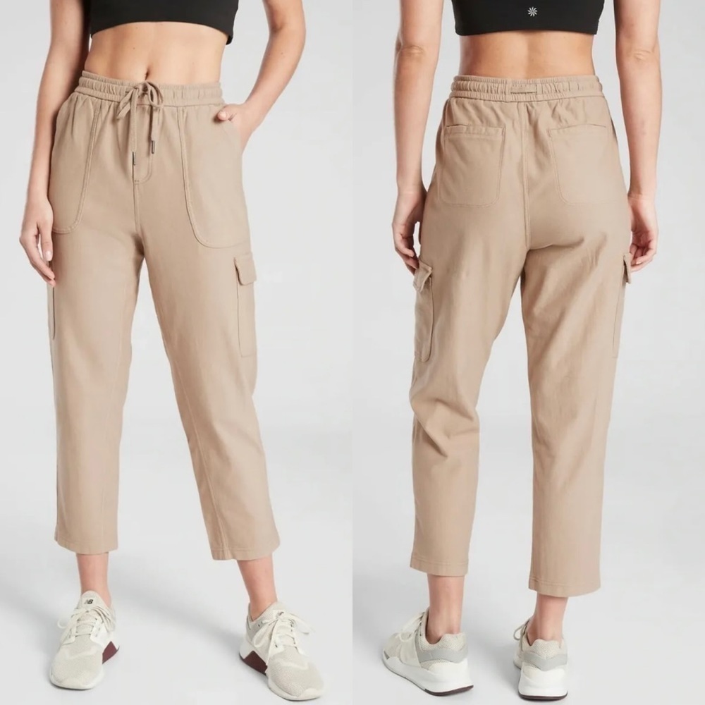 Athleta Womens Farallon Cargo Crop Pants Sz 0 Beige Elastic Waist Pockets